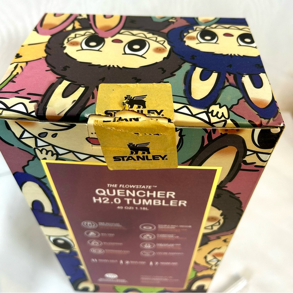 New Stanley Labubu 40 Ounce Quencher H2O Tumbler - Picture 10 of 10